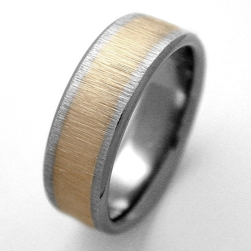 Golden titanium  ring  with gold  Titanium  Wedding  Rings  